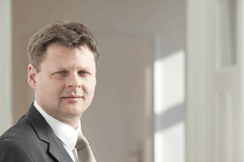 Dr. Joachim Giring.gif